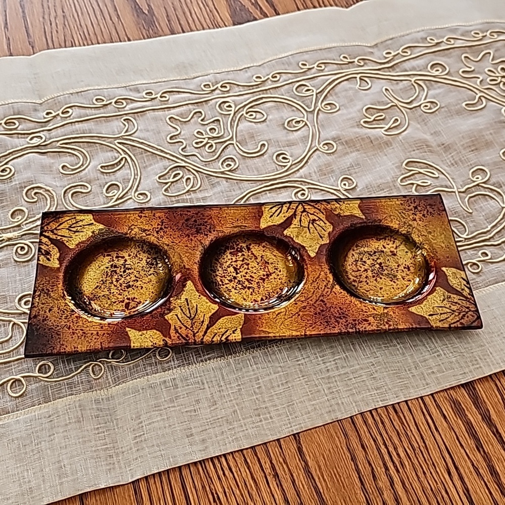 Glass candle holder